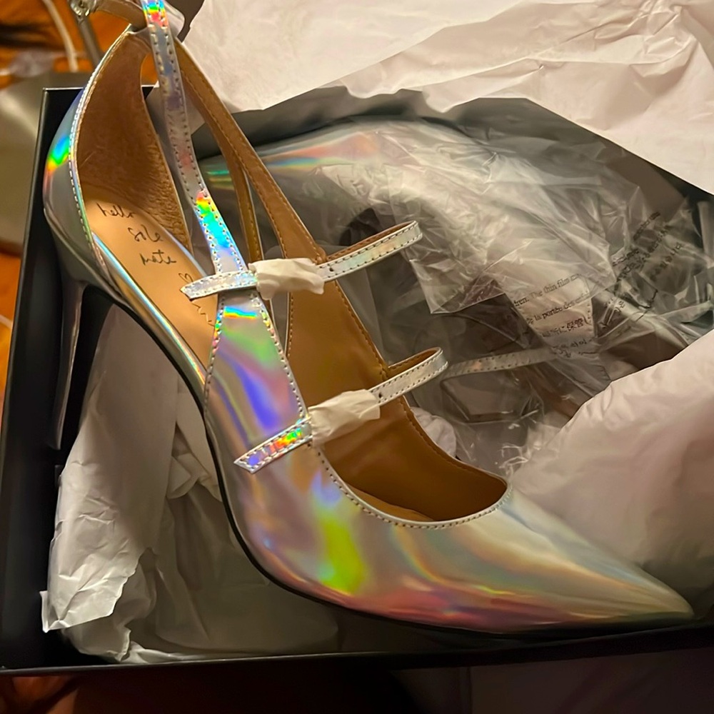 NIB Holographic heels from banana republic RARE